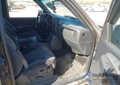 2002 Chevrolet Silverado 1500 Ls z USA, uszkodzony, nr VIN 2GCEC19TX21178263